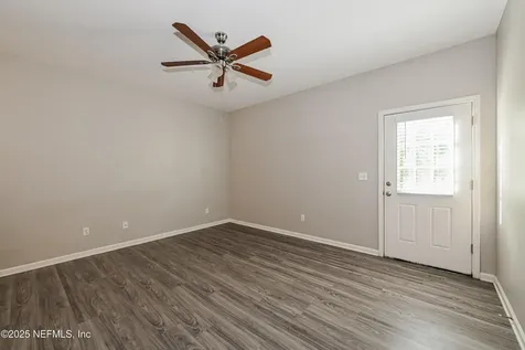 8132 Hilsdale Road Jacksonville FL 32216