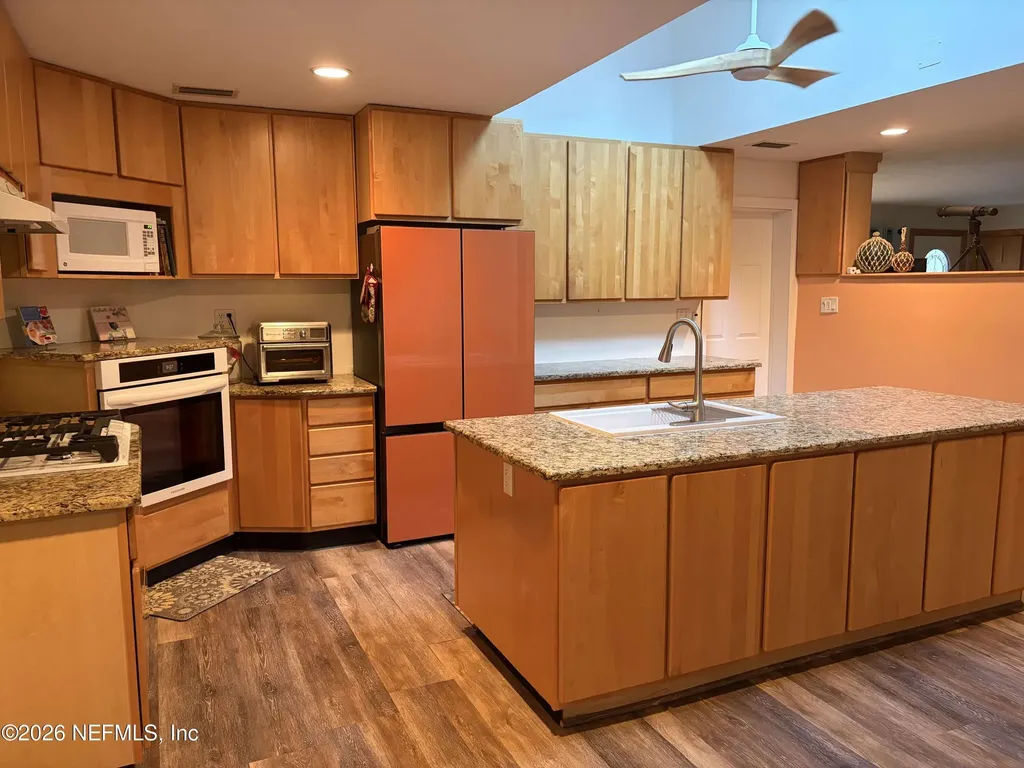 101 Riverview Drive East Palatka FL 32131