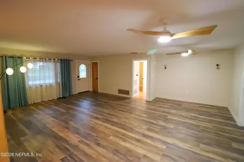 101 Riverview Drive East Palatka FL 32131