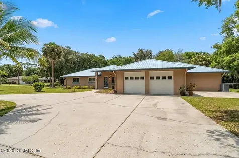 101 Riverview Drive East Palatka FL 32131