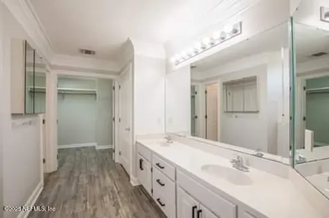4967 Laurel Green Way E Jacksonville FL 32225