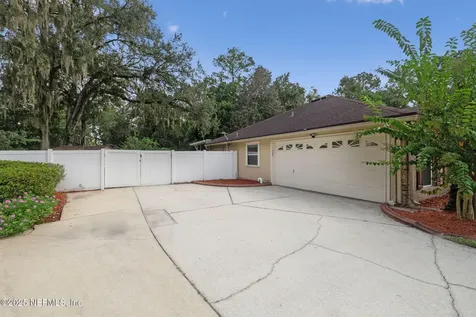 4437 Hollygate Court Jacksonville FL 32258