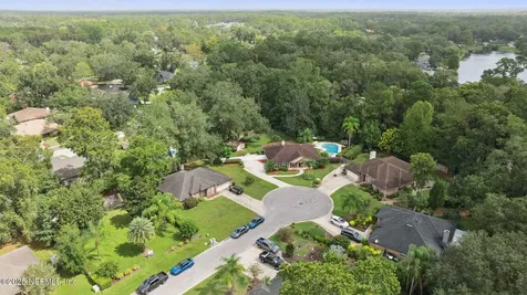 4437 Hollygate Court Jacksonville FL 32258