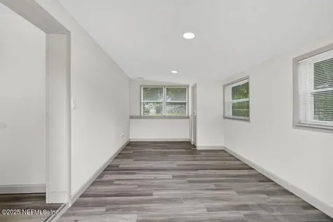 2927 Mansion Road Jacksonville FL 32277