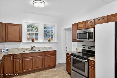 4350 Garibaldi Avenue Jacksonville FL 32210