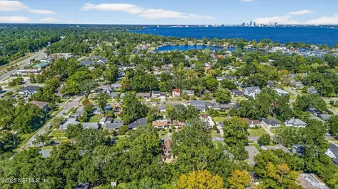 4350 Garibaldi Avenue Jacksonville FL 32210