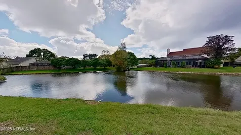 10310 Triple Crown Avenue Jacksonville FL 32257