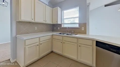 10310 Triple Crown Avenue Jacksonville FL 32257