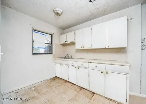 9606 Devonshire Boulevard Jacksonville FL 32208