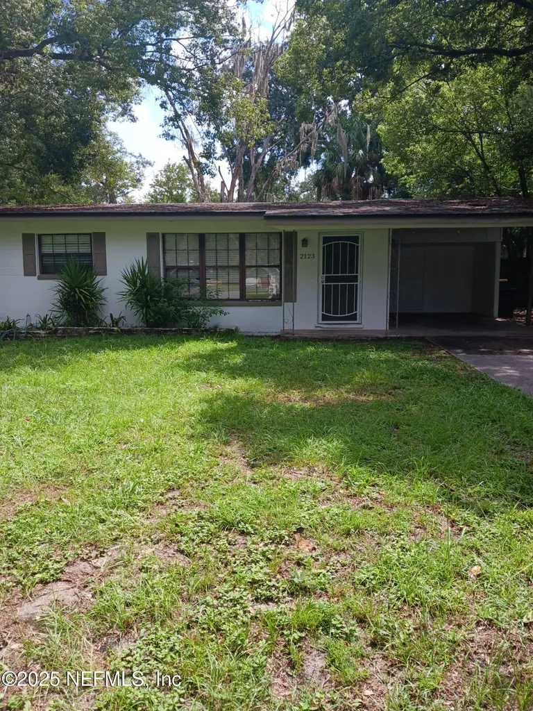 2123 Corot Court Jacksonville FL 32210