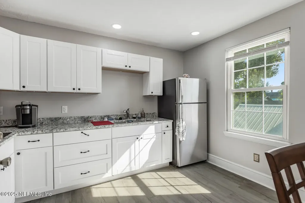 102 S 7th Street Fernandina Beach FL 32034