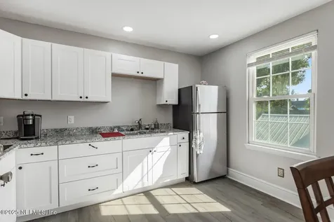 102 S 7th Street Fernandina Beach FL 32034