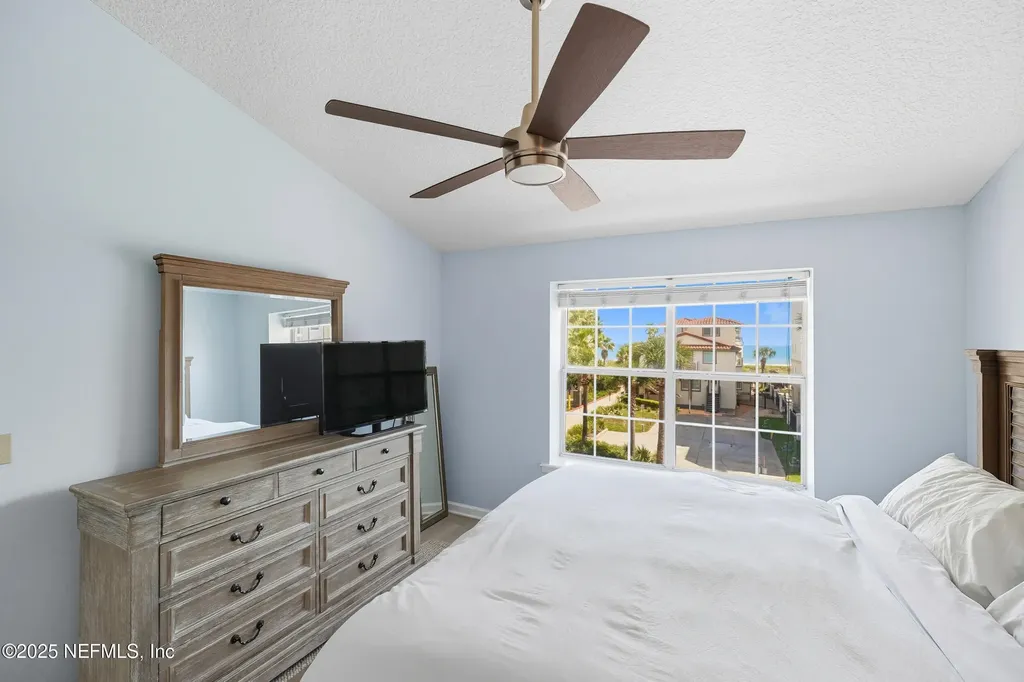 386 1st Street S Jacksonville Beach FL 32250