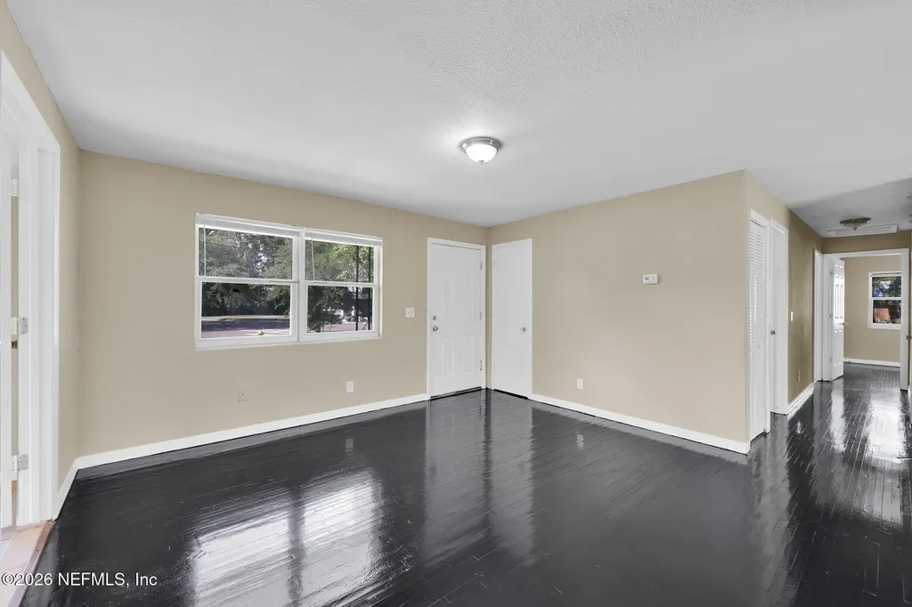 4297 Mcdaniel Drive Jacksonville FL 32209