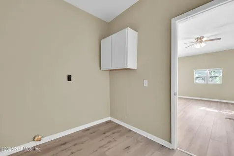 4297 Mcdaniel Drive Jacksonville FL 32209