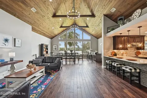 1073 Lake Asbury Drive Green Cove Springs FL 32043