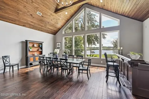 1073 Lake Asbury Drive Green Cove Springs FL 32043