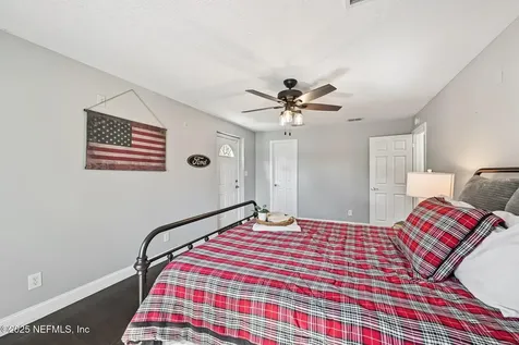 1073 Lake Asbury Drive Green Cove Springs FL 32043