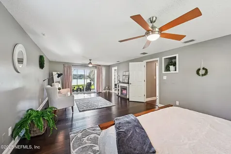 1073 Lake Asbury Drive Green Cove Springs FL 32043