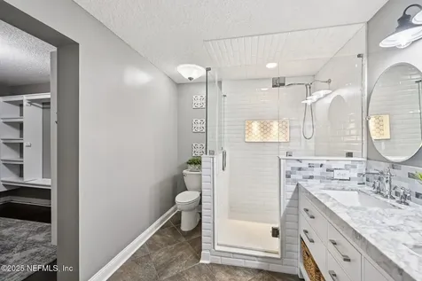 1073 Lake Asbury Drive Green Cove Springs FL 32043