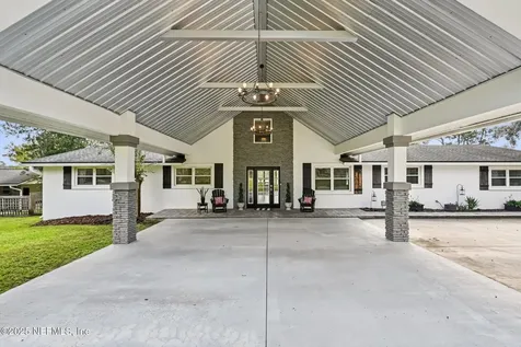 1073 Lake Asbury Drive Green Cove Springs FL 32043