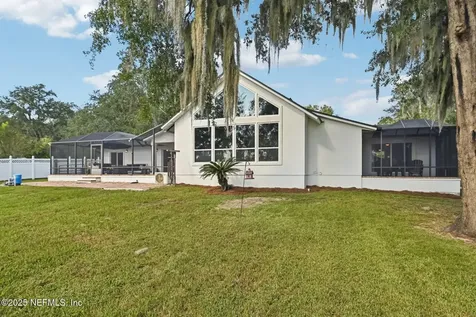 1073 Lake Asbury Drive Green Cove Springs FL 32043