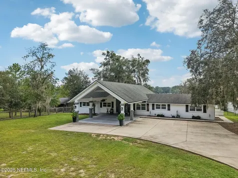 1073 Lake Asbury Drive Green Cove Springs FL 32043