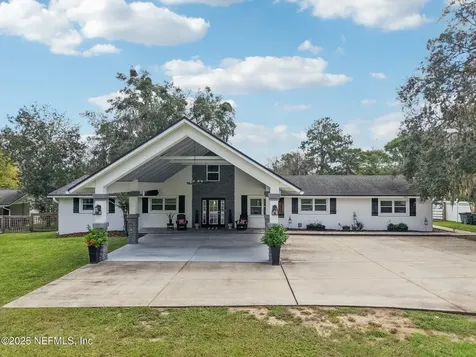 1073 Lake Asbury Drive Green Cove Springs FL 32043