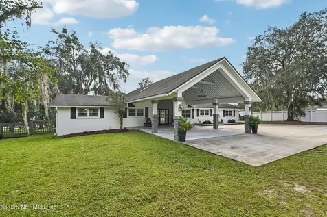 1073 Lake Asbury Drive Green Cove Springs FL 32043