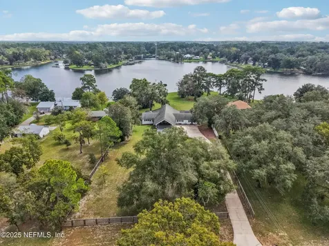 1073 Lake Asbury Drive Green Cove Springs FL 32043