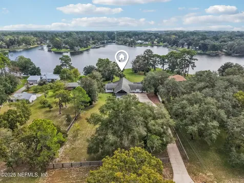 1073 Lake Asbury Drive Green Cove Springs FL 32043