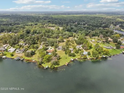1073 Lake Asbury Drive Green Cove Springs FL 32043