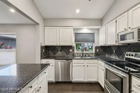 10858 Mandarin Station Drive W Jacksonville FL 32257