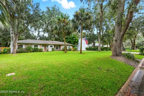 13143 Blackhawk Trail Court Jacksonville FL 32225
