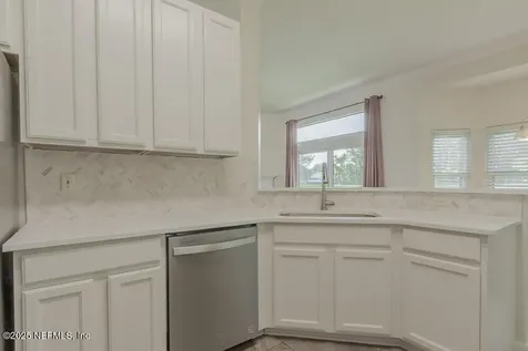 12080 Scarsdale Drive Jacksonville FL 32246