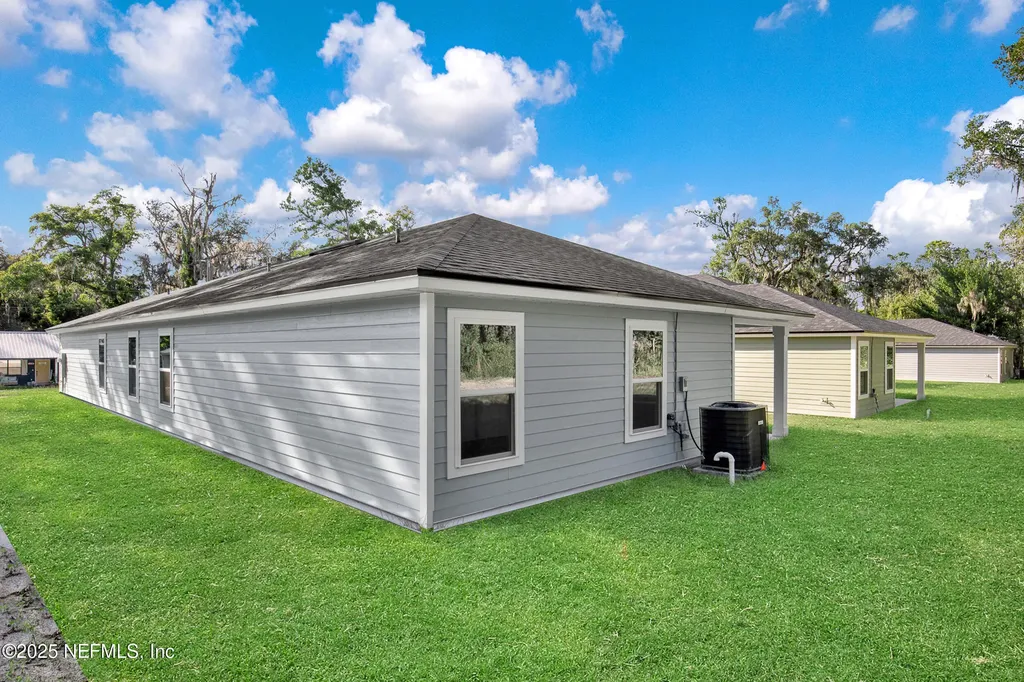 1413 Cleveland Ave Avenue Palatka FL 32177