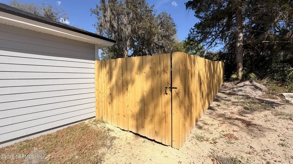 1413 Cleveland Ave Avenue Palatka FL 32177