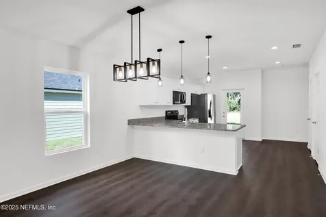 1413 Cleveland Ave Avenue Palatka FL 32177