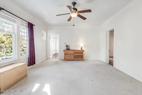 2756 Oak Street Jacksonville FL 32205