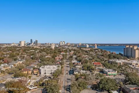 2756 Oak Street Jacksonville FL 32205