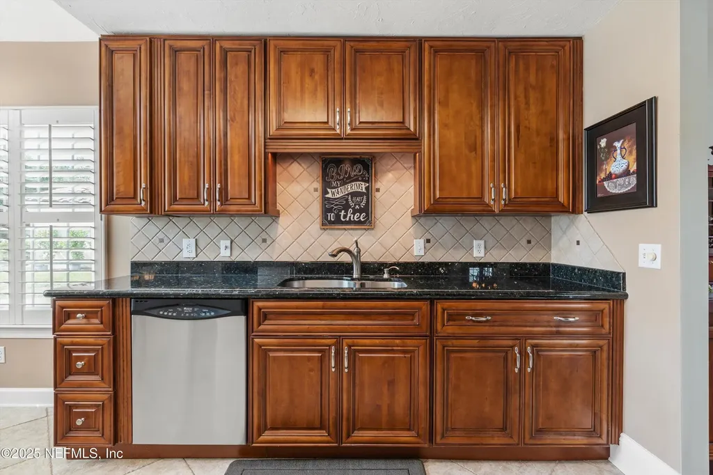 4076 Mizner Court Jacksonville FL 32217