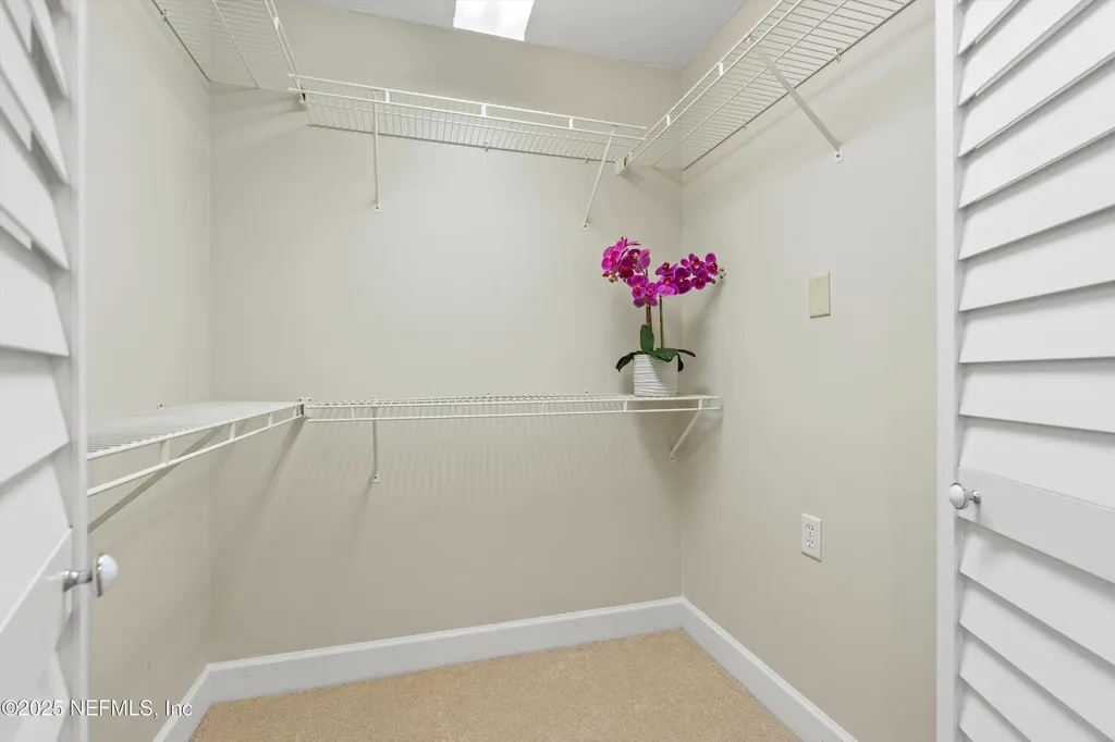 4076 Mizner Court Jacksonville FL 32217