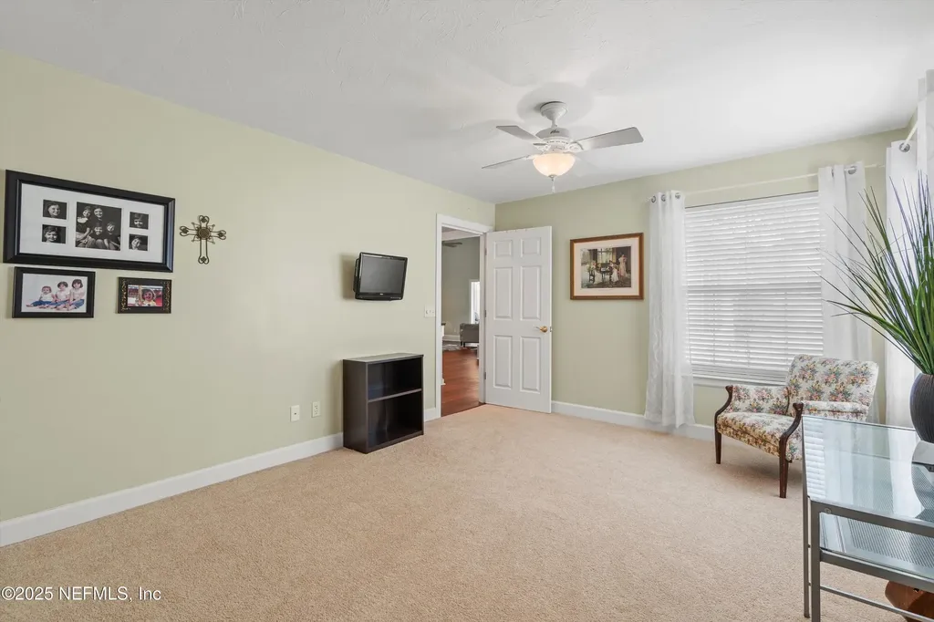 4076 Mizner Court Jacksonville FL 32217