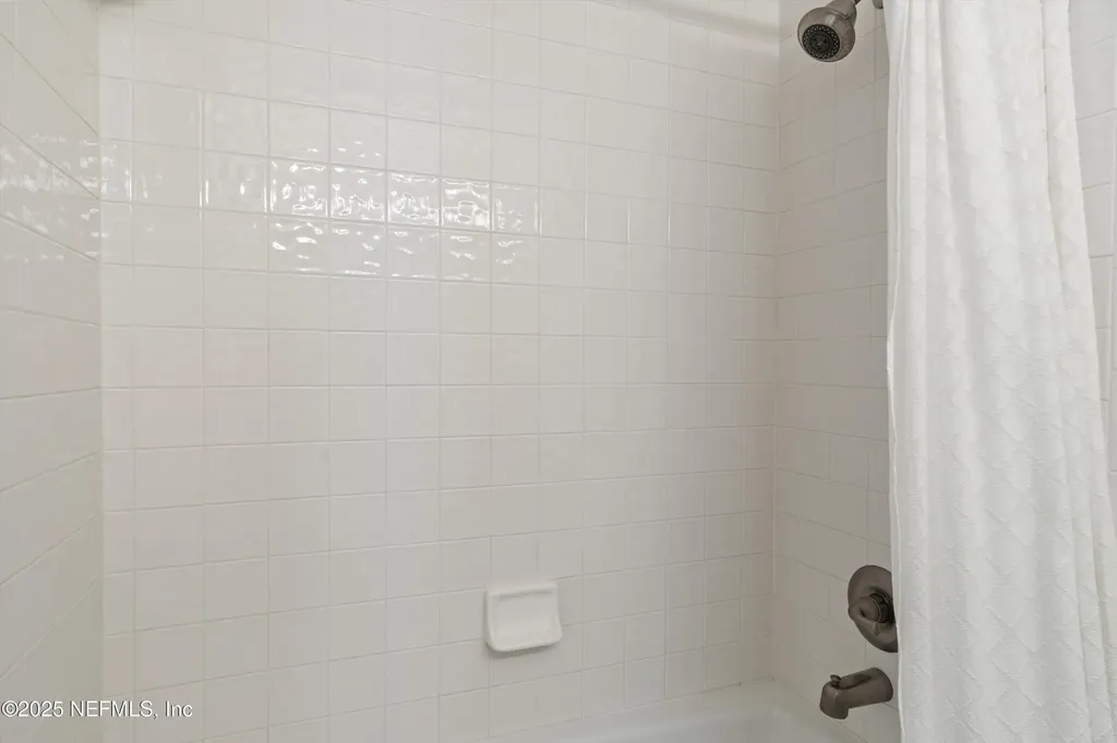 4076 Mizner Court Jacksonville FL 32217