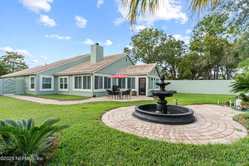 4076 Mizner Court Jacksonville FL 32217