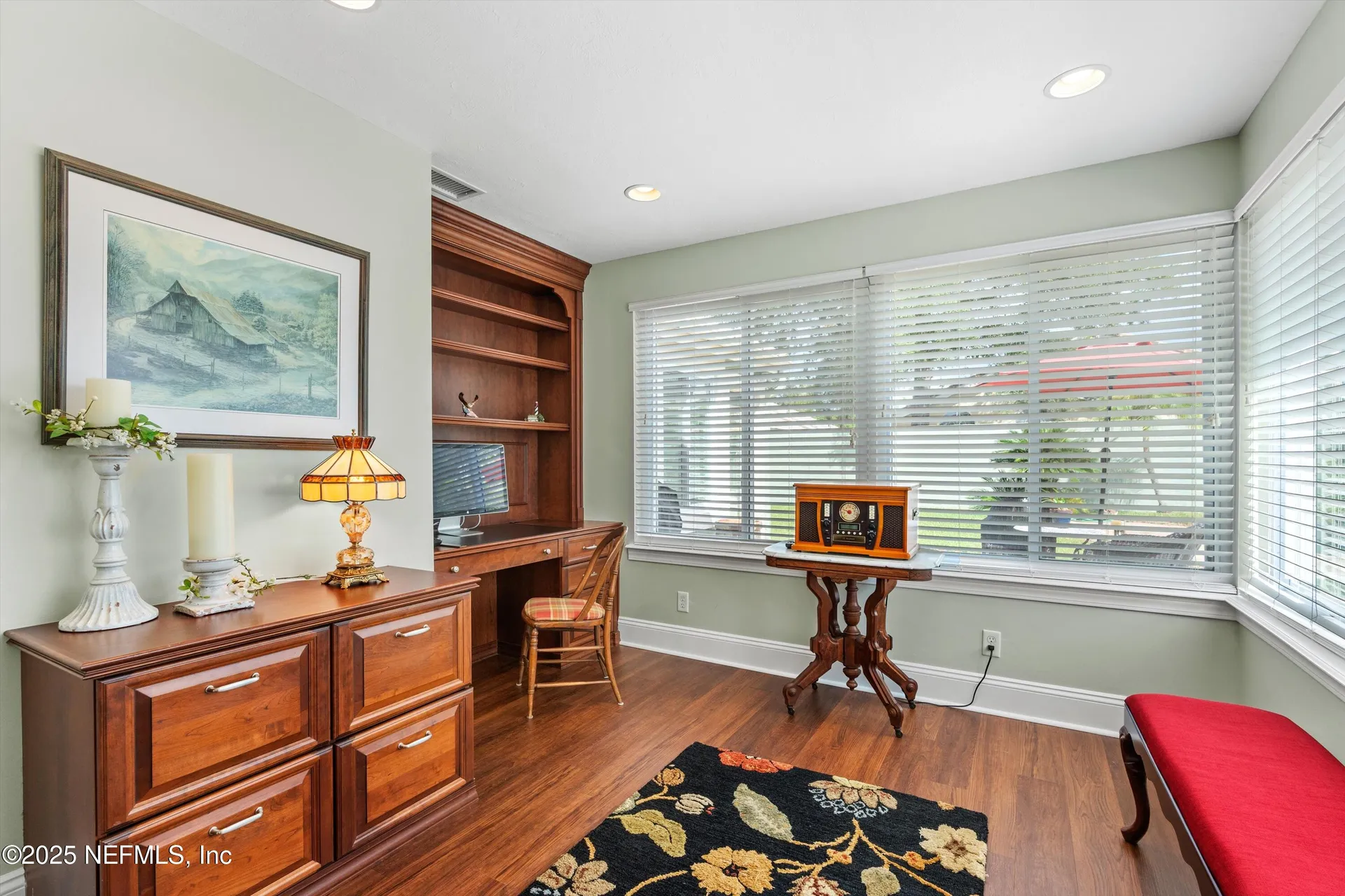 4076 Mizner Court Jacksonville FL 32217