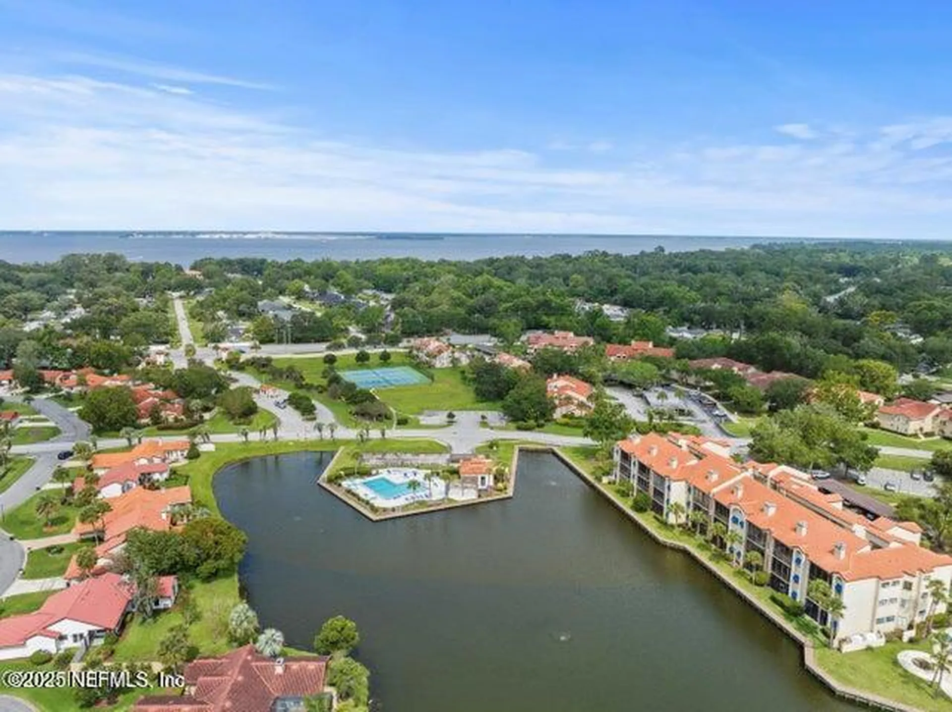 4076 Mizner Court Jacksonville FL 32217