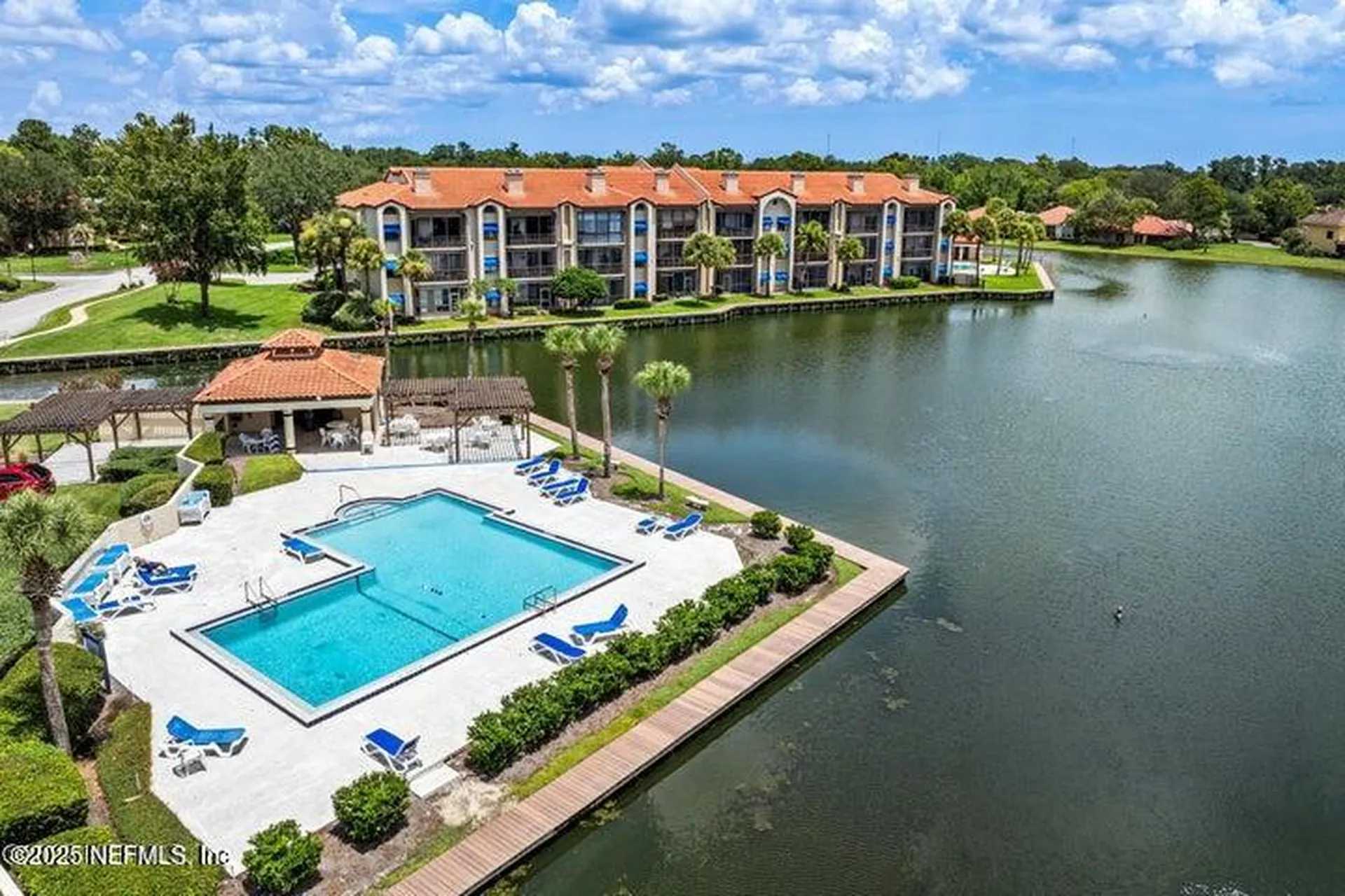 4076 Mizner Court Jacksonville FL 32217