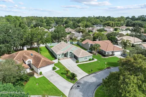 4076 Mizner Court Jacksonville FL 32217