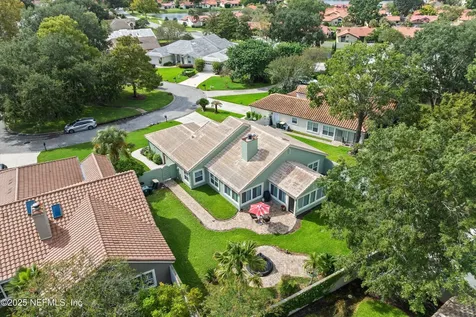 4076 Mizner Court Jacksonville FL 32217